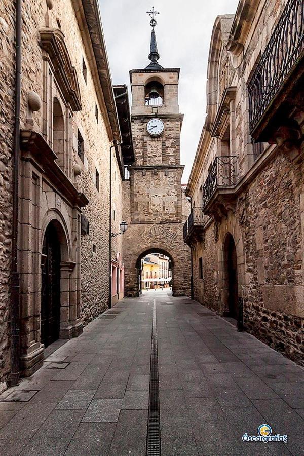 Piso Nuevo En El Casco Antiguo Apartman Ponferrada Kültér fotó