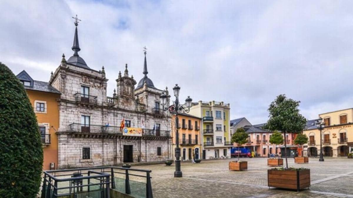 Piso Nuevo En El Casco Antiguo Apartman Ponferrada Kültér fotó